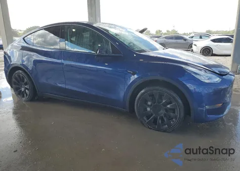 2022 Tesla Model Y из США, поврежденный, VIN 7SAYGDEE5NF480168